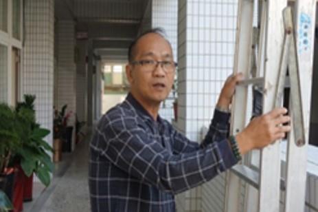 教育局　黃信淵