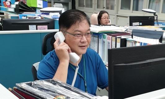 勞工局　朱立文