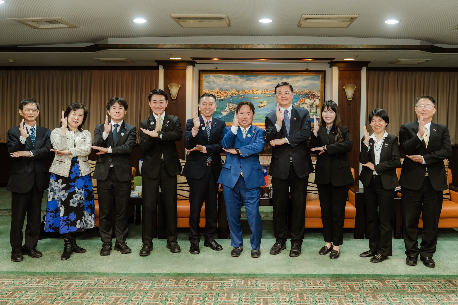 超人力霸王掀話題！「蠟筆小新」故鄉埼玉縣日台友好議員聯盟訪高 聚焦智慧城市治理與防災經驗