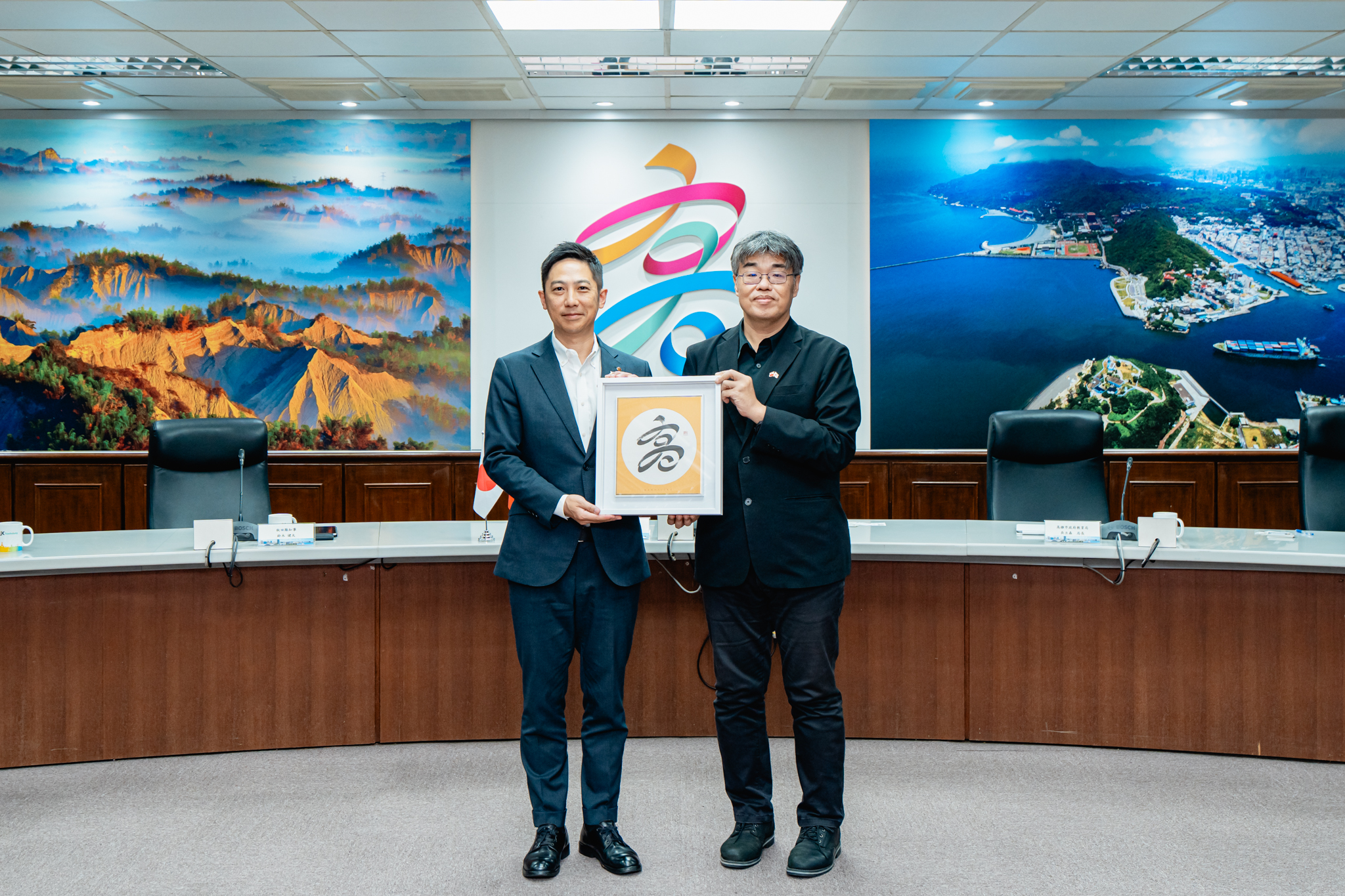 物產展行銷觀光！日本秋田縣新任知事鈴木健太首訪高 李懷仁：持續深化城市關係