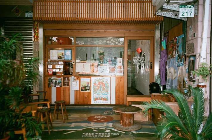 【路人咖啡1號店】